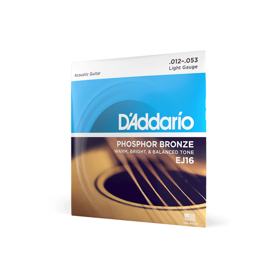 D'Addario EJ16 - angled view of package